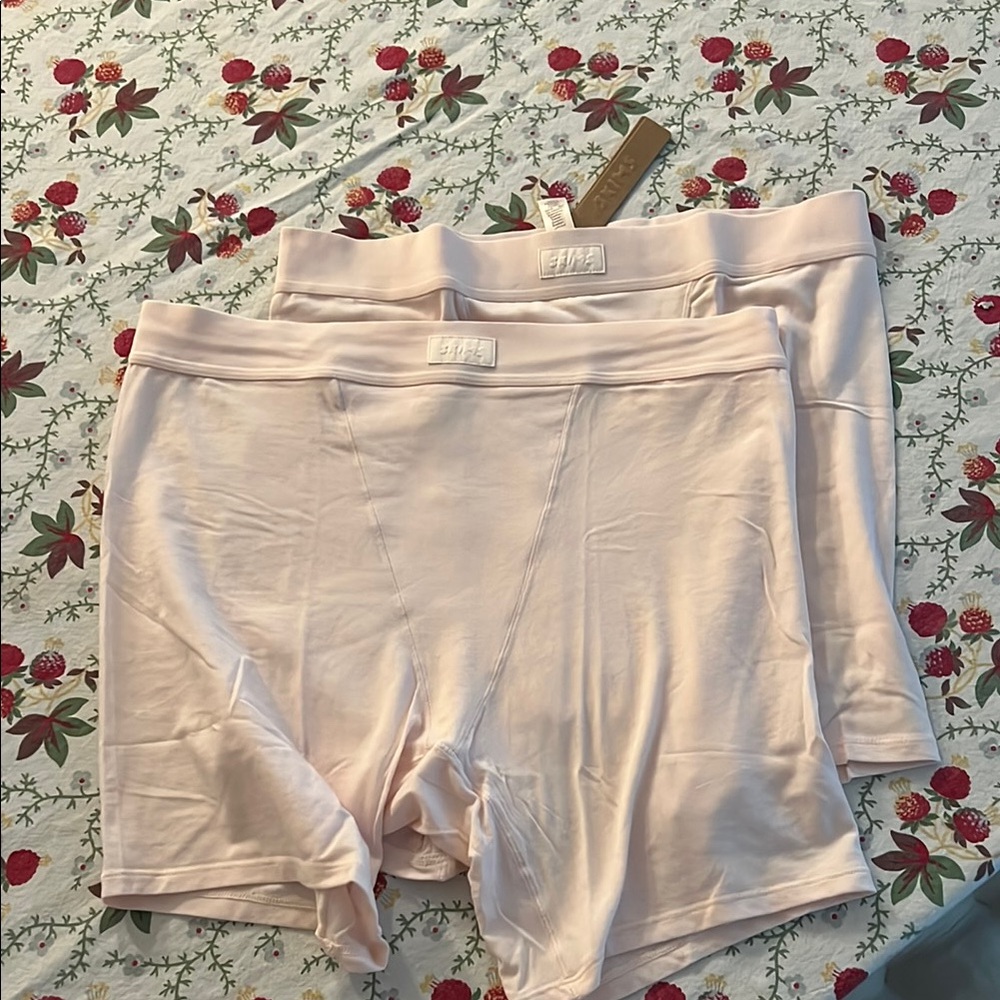 Skims boxer barely there pink